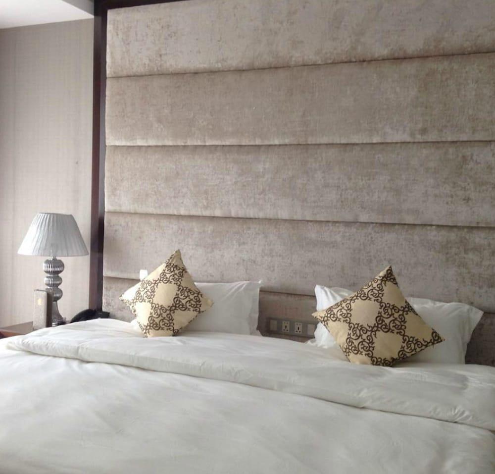 Athena Hotel Thành Pho Ho Chí Minh Esterno foto